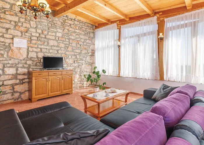 Awesome In * 로비니